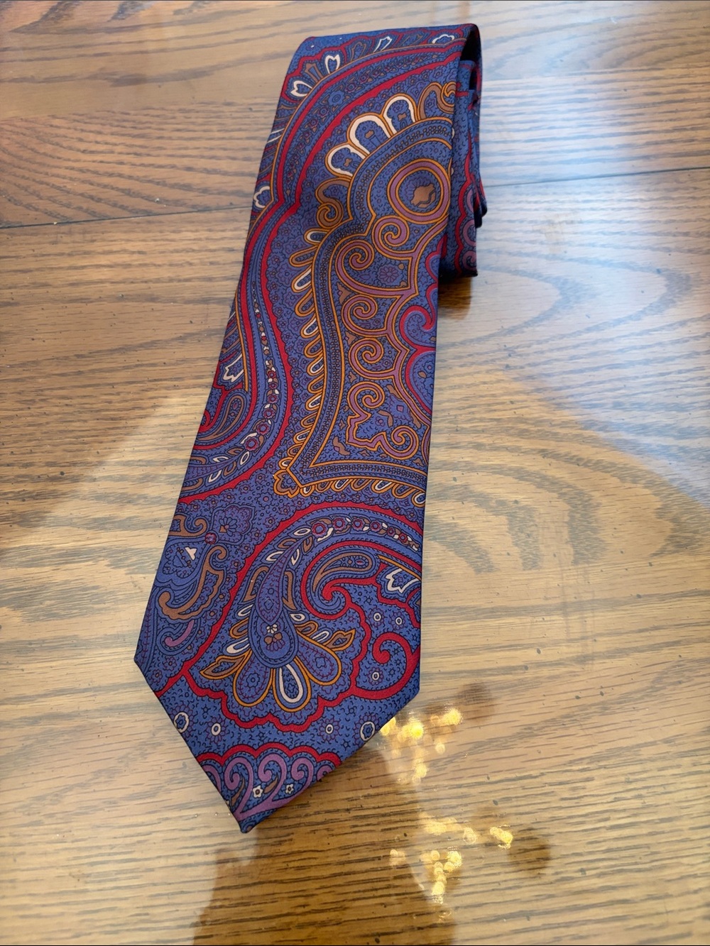 Jonathan Tie Made in the USA Classic Paisley Men's Tie in Navy and Red PreOwned